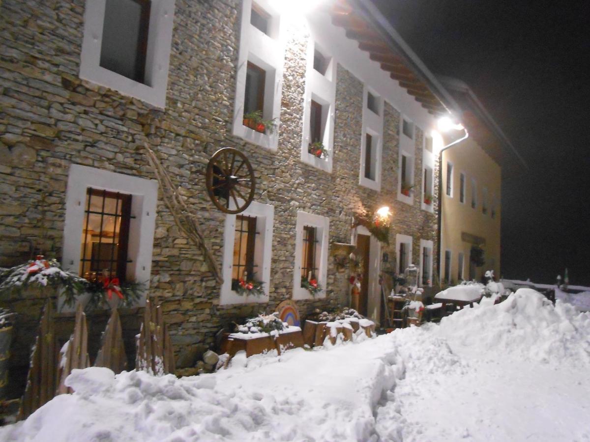 Agriturismo La Casa Nei Boschi Colderu Exterior photo